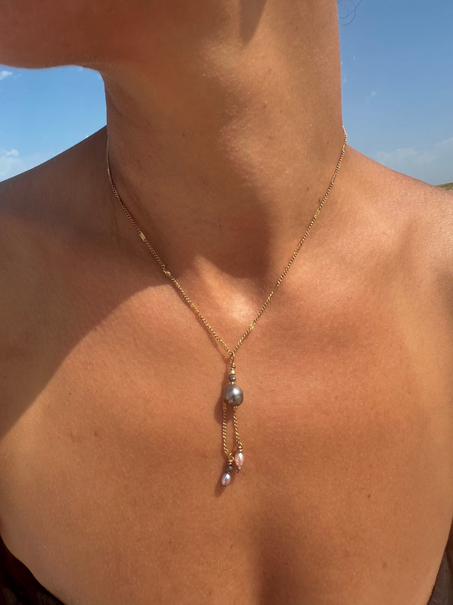 Collier Ahi
